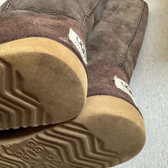 Authentic UGG Boots-Classic Tall-Dark Chocolate Brown-Sz 8 - Picture 15 of 17